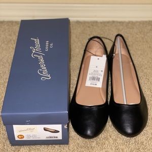 NWT Black Flats